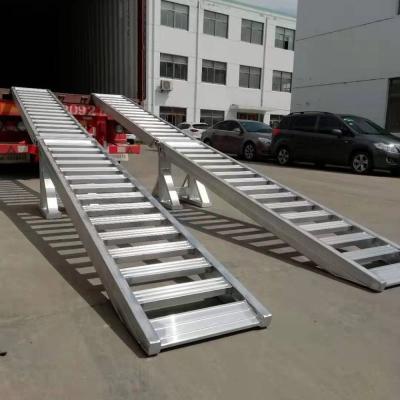 China Industry Warehouse Heavy Duty Automobile Loading Ramps for sale