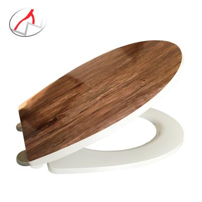 China Modern Mute Slow-end Toilet Seats Automatic Lowering Function Customized Printing PP Plastic Custom Toilet Seat Cover for sale