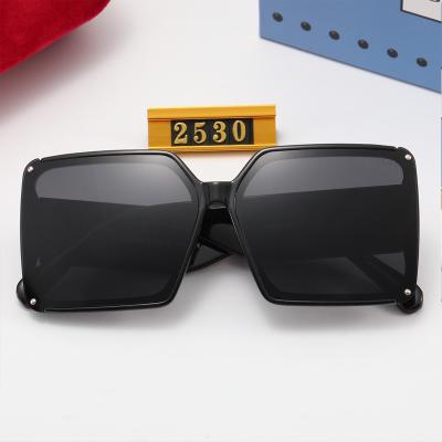 China Fashion Hote Selling Square Brand Luxury Sunglasses Oversized UV Protection Sun Glasses For Men And Women for sale