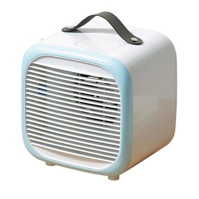 China Water Tank USB Fan Small Mini Air Cooler Personal Desk Table with Strong Wind Quiet Operation Portable Fan for Office Bedroom for sale