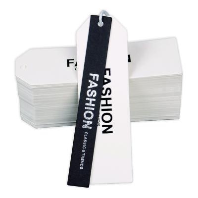 中国 Sustainable Custom Luxury Hanging Label With Flanges Free Product Fabric Label Customized Design Stain Thickening 販売のため