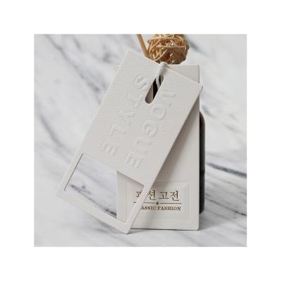 중국 Zd Custom Made Eco Friendly Oem Design Rose Gold Print Hangtag Paper Hang Tag Fold Hang Tags For Garment 판매용