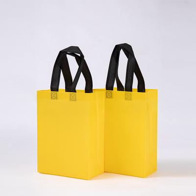 중국 Shock Resistance Wholesale Tote Non Woven Bag With Zipper Shopping Bag Promotional Reusable Bag 판매용