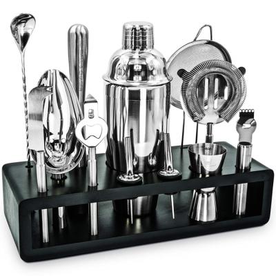 China Bars Clubs 24oz Martini Stainless Steel Cocktail Shaker Factory Customized Bartender Mixer Kit for sale