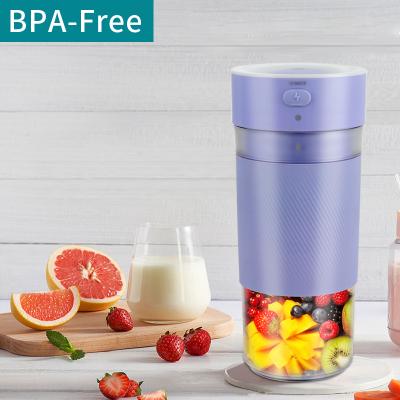 China Mini Size Chargeable Personal Blender Mini Size Chargeable Personal Blender Rechargeable Portable Car Battery Blender for sale