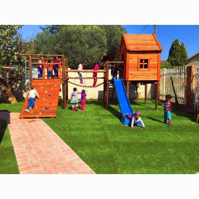 China Cheap PP+PE/PE/PA Landscaping Outdoor Stake Carpet Natural Grass For Indoor Garden for sale