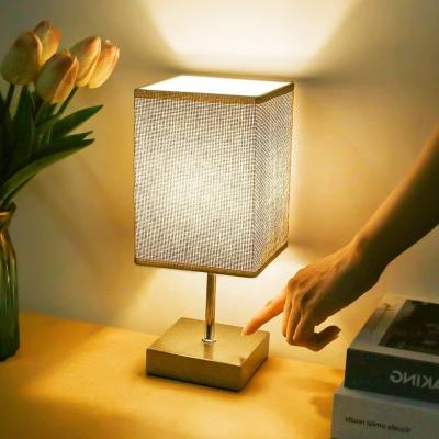 China Modern Bedside Table Lamp with USB Port Charger in Bedroom Luxury for Home Modern Fabric Shade Decor Nightstand Light Fixture for Kids for sale