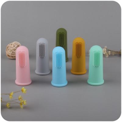 China Silicone Baby Finger Foldable Soft Cover Toothbrush Silicone Food Grade For Small Baby Teeth Cleaning Toothbrush for sale