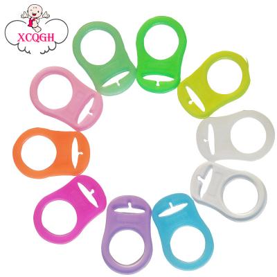 China BPA Free Nipple Soother Chupeta Para Bebe Pacifier Clip NUK Mommy Pacifier Clips Silicone Baby Pacifier Holder Adapter Rings for sale