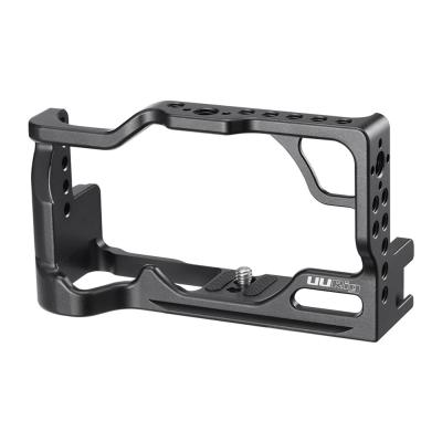 China Aluminum Alloy Camera Cage With Arri Cold Shoe Setting Hole 1/4 Screw Compatible With Canon EOS M6 Mark II Mirrorless Digita D8091 for sale