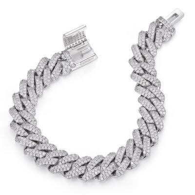 China Hot Selling Fashion Women Bracelet CLASSIQUE Iced Out Bling Bling Moissabnite Cuban Link Chain Bracelet for sale