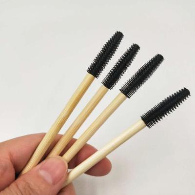 China Bamboo Lip Liner 50pcs Handle Silicone Mascara Applicator Eyelash Brushes for sale