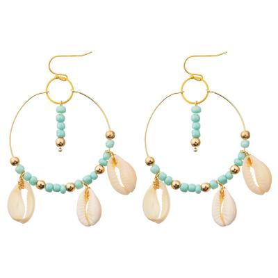 Chine Les perles de riz de tempérament de mode balancent la perle ronde Shell Enamel Hoop Earrings de boucles d'oreille de gland avec pour des femmes à vendre