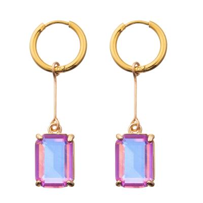 China Electroplating Gold Plated Crystal Cube / Oval Stud Zirconia Earrings for Women à venda