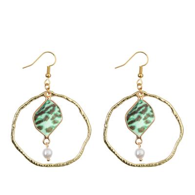 Chine Gold Plated Dangle Pendant Earring Open Irregular Geometric Circle Loop Hoop à vendre