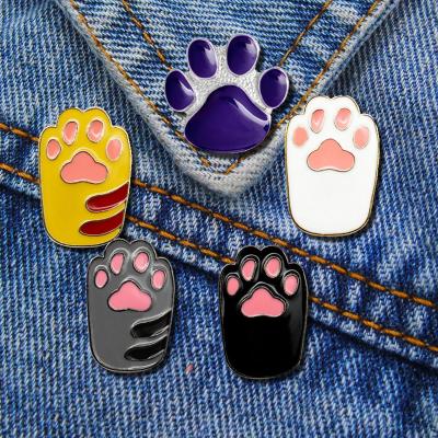 China New Hot Selling Europe Enamel Cartoon Dog Paw Cat Paw Brooch Alloy Oil Drip Pins for sale