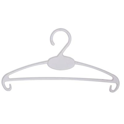 China Modern Hot Sale Clothes Hanger Factory Baby Cloth Hanger Plastic With Hook for sale