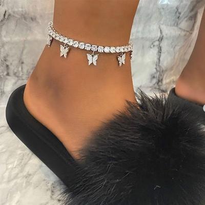 China TRENDY Rhinestone Crystal Chain Butterfly Ankle Bracelet Fashion Jewelry Gold Link Butterfly Anklets Bling For Women for sale