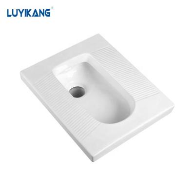 China Cheap Sanitary Ware One Piece Fender L5066 Ceramic Wc Free Squat Pan for sale