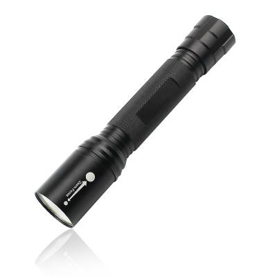 China Donlyn 2021 Ultra Bright Zoomable IP 54 LED Flashlight Waterproof Outdoor Rise Torch for sale