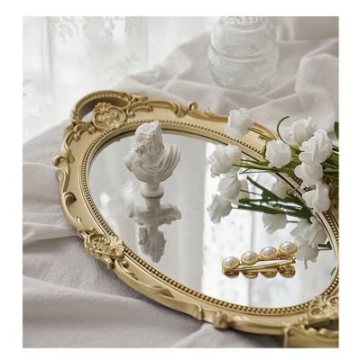 China Wholesale-viable European wholesale jewelry gold home-style retro round mirror glass tray decoration shooting ornaments dessert dish for sale