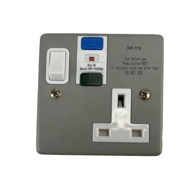 China Residential / General Purpose RCD0130SMG RCD Single Plastic Socket Switched Wall Switch Socket With BS Plug for sale