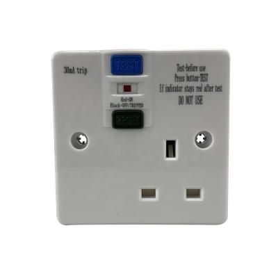 China Residential / General Purpose RCD0130PW RCD Single Plastic Socket Switched for sale