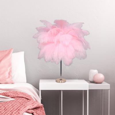 China Factory Direct Sale Ostrich Feather Desk Lamp Modern Nordic Pink Ostrich Feather Lamp for Bedroom Hotel Christmas Gift for sale