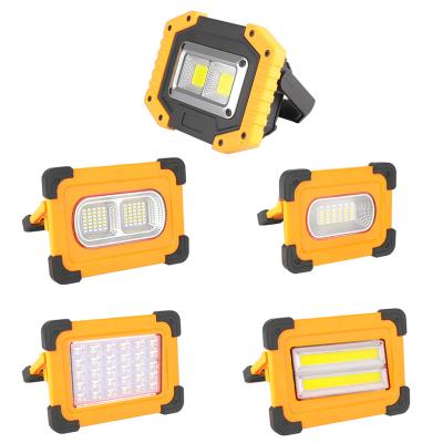 China Workstation Solar Rechargeable Lithium Battery With Solar Panel High Power COB Work Light for sale