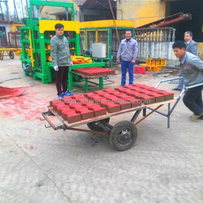 China paving brick machinery company in China / qt4-20 paving stone moulding machine for sale