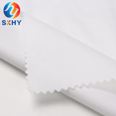 Cina High Quality Shrink-Resistant 2022 Polyester 35 Cotton 45*45 110*76 100gsm Bedding Cotton Fabric 65 Interlining White Interlining Shirt Uniform High Quality in vendita