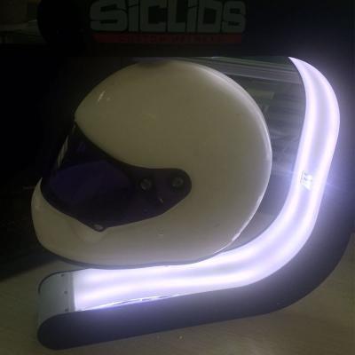 Chine New Product Motorcycle Helmet LED Magnetic Levitation Show Customized Acrylic Floating Display à vendre