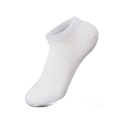 China Custom Sustainable Hemp Cotton Fiber White Sweat-absorbent Short Socks For Men's Size for sale