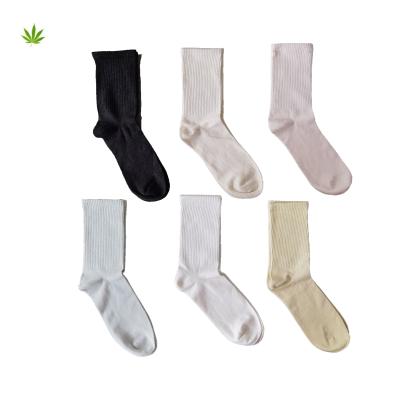 China Viable Customize Men's Hemp Cloth Autumn Winter Sweat-absorbent Single Needle Breathable And Bacteriostatic Double Socks for sale