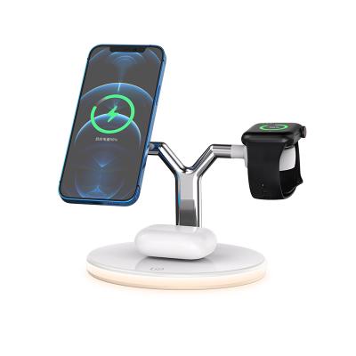 China 2021 Smart Watch 3-in-1 Stand Wireless Charging Wireless Charger for iphone12 for sale