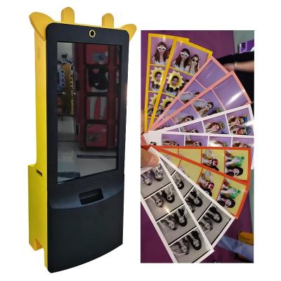 China Large Classic Instant Photo Printer Photobooth / Complete Hardware Part Printing Photobooth / Selfie Photobooth Booth for sale