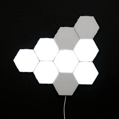 China Modern Pack of 5pcs Creative LED Touch Honeycomb Lights Crystal Modular Wall Lamp Assembly Helios Quantum Modern Bedroom Hotel Lamps for sale