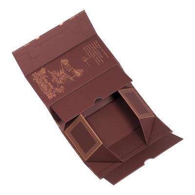 China Matt Art Collapsible Gift Box Recyclable Custom Made Of Art Paper And Cardboard Magnetic Gift Folding Box for sale