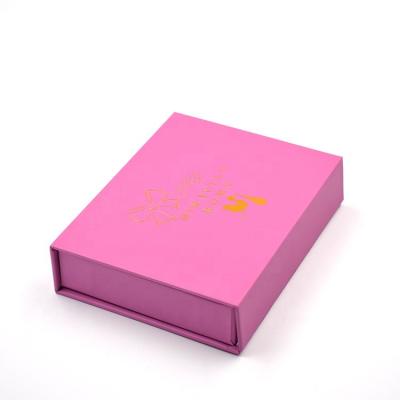 China Recyclable Custom Magnetic Decorative Magnetic Closure Gold Rigid Cardboard Hot Stamping Pink Shaped Gift Box Packaging for sale