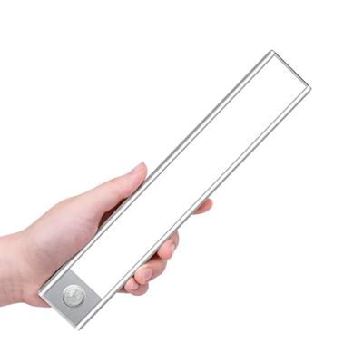 China 15cm Modern Rechargeable Battery Operated 30cm And 40cm Length LED Closet Light With Motion Sensor for sale