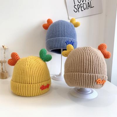 China Fashion Leisure Cute Kids Beanie With Love Heart Shape High Quality Beanies Crochet Beanie Hats Baby Winter Hats for sale