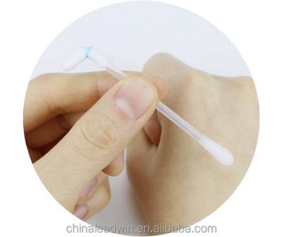 China Safety Stick 75% Alcohol Medical Plastic Cotton Swab For Outdoor for sale