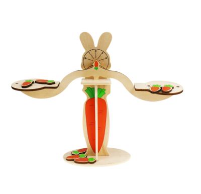 China Intelligence Developing Kids Learning Toys Wooden Rabbit Math Balance Weighing Matching Toy Math Balance Assembly Game Funny Baby Teaching Aids for sale