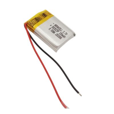 China toys factory 502025 3.7v 250mah rechargeable lipo battery 0.925Wh akku for sale