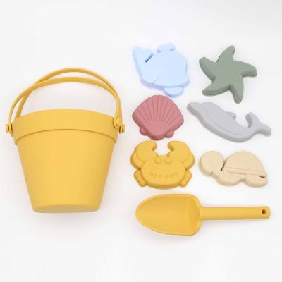 China 100% 2022 Eco-friendly Food Grade Silicone Outdoor Soft Beach Sand New Bpa Free Portable Summer Baby Play Sets For Kids Beach Bucket And Shovel for sale