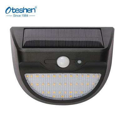 China Outdoor Garden PIR Motion Sensor LED Garden Light Pathway Led Solar Light IP44 Waterproof for sale