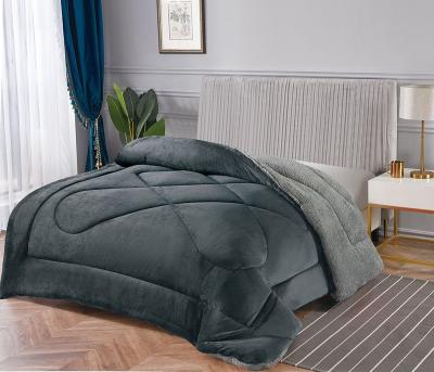 China Home Heavy Solid Polyester Sherpa Quilt Winter Comforter Flannel Quilted Blanket for sale