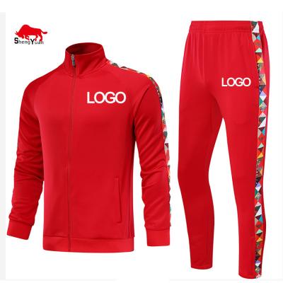 China Breathable Custom Running Wear Polyester Tracksuit Training And Jogging Wear Sweat Suit For Men for sale