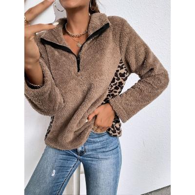 China Anti-wrinkle Women's Autumn/Winter New Lamb Plush Velvet Leopard Zipper Collar Jacket Splicing Coat for sale