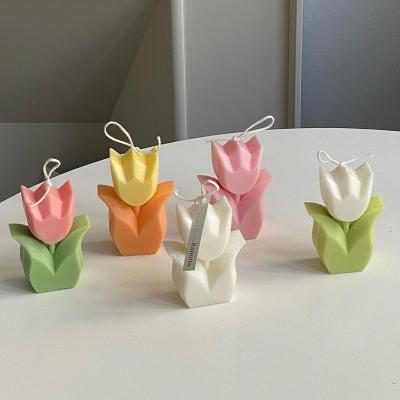 China Eco-enviroment Factory Direct Sale Home Decoration Wedding Ceremony Birthday Gift Present Smokeless Soy Wax Tulip Scented Candles for sale